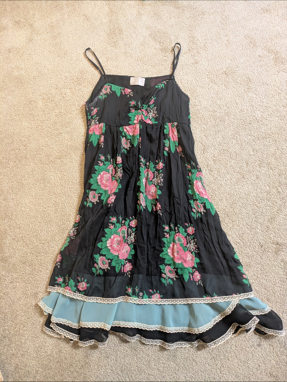 213 Vintage 90s Black Floral Spaghetti-Strap Grunge Tiered Dress with Pink Roses